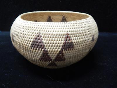 VINTAGE ANTIQUE WASHOE INDIAN BASKET CALIFORNIA / NEVADA BASKETRY DEGIKUP FORM
