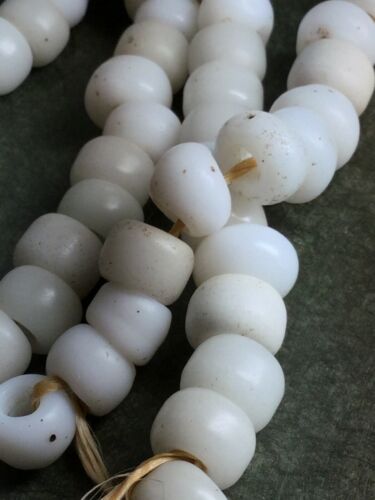 Indian Trade Beads White Glass 60 Padre