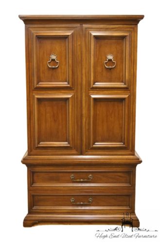 CENTURY FURNITURE English Tudor Style 39