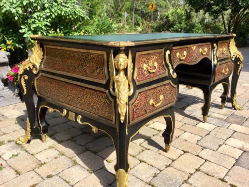 VINTAGE ORNATE FRENCH LOUIS XIV BRASS FIGURES & INLAY DESK - GORGEOUS
