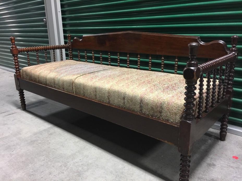 Vintage Jenny Lind Spool Daybed 1940’s