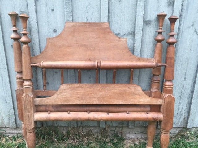 Primitive Antique Rope Bed Maple hand turned posts Head & Footboard Farmhouse