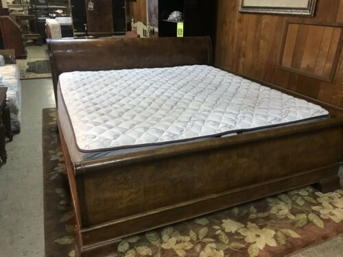 Hernredon Burl-Walnut King Size Bed W/ Pre-owned Stewart & Hamilton Mattress