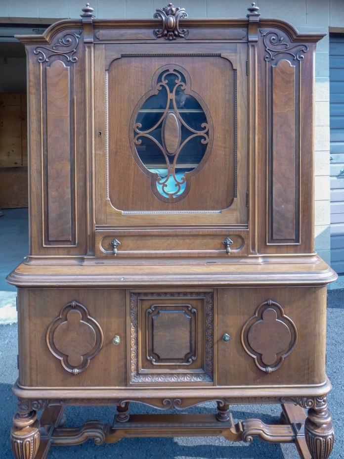 Antique Wood Dining Room China Cabinet in Decent Condition