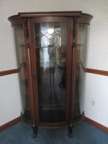 Antique China Cabinet With Leaded Glass Panel Curved Sides ¼ Sawn Oak
