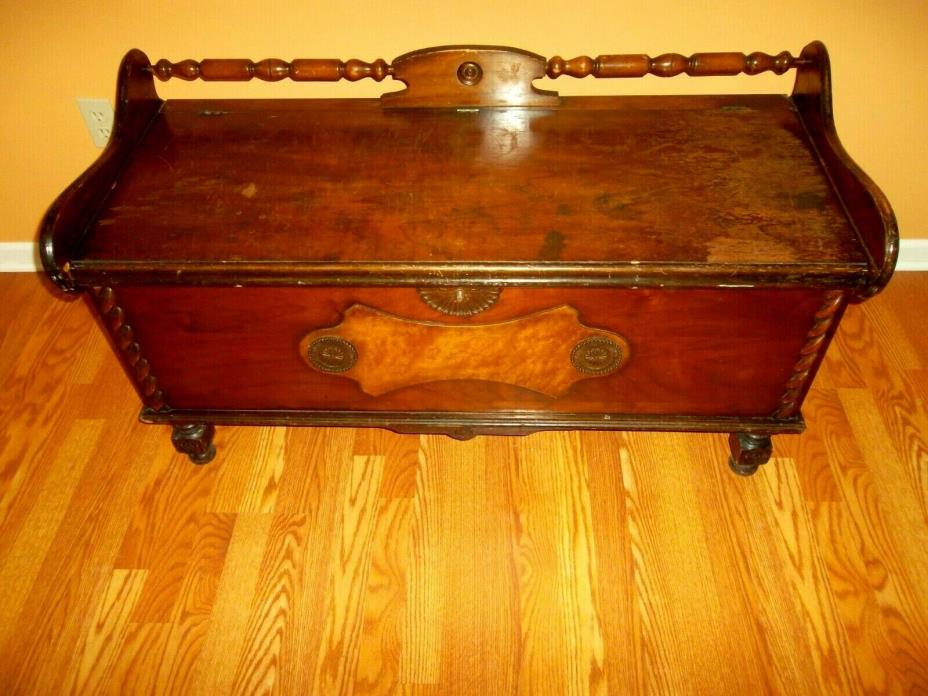 Antique ED ROOS Cedar Chest Mid 1920's Solid Wood Very Nice Priced to Sell