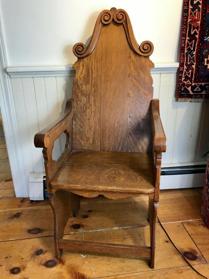 VINTAGE WOODEN OAK CARVED CHURCH ALTER CHAIR