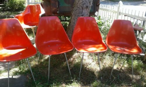 Original vintage  mid century  modern  Burke Fiberglass  Chair Set/4