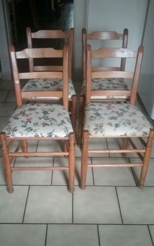 Vintage Set of 4 Four Ladder Back Pine Chairs Rustic Farm House Cottage Country