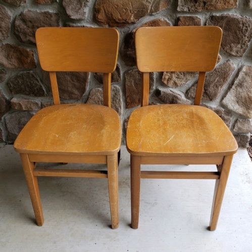 JB Van Sciver Set of 2 Desk School Wooden Chairs 31