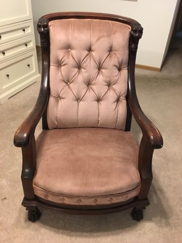 Antique Victorian Ladies Parlor / Boudoir Chair w/carved Lion Heads & Paw  Feet