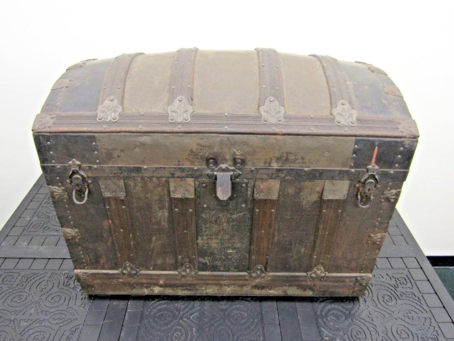 Antique Metal/Wood Camelback Trunk Chest Steamer Steampunk Vintage