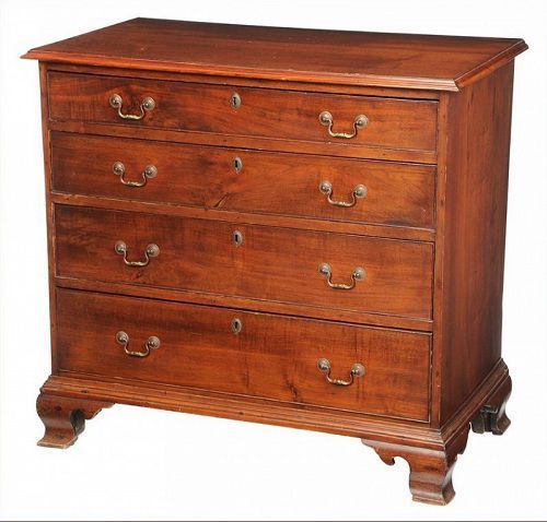Antique American Walnut Chippendale Chest, Southern or Mid-Atlantic.
