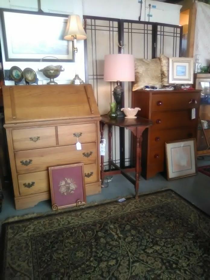 Oak secretary/desk, vintage