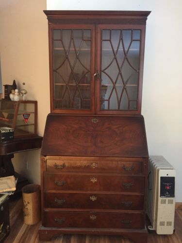 Antique 1930s-40s Secretary Desk With Skeleton Key