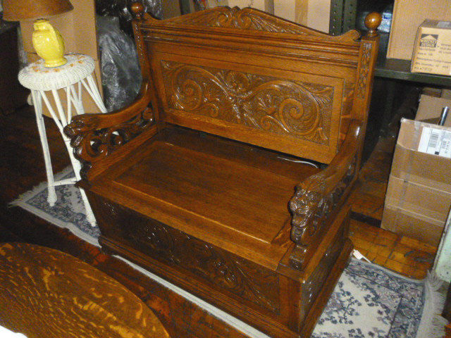 Antique Oak bench Hall RJ Horner style Ornate Carved solid tiger oak refinished