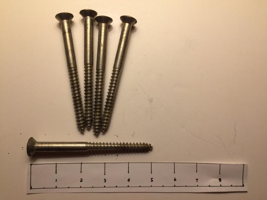 LARGE VINTAGE  ASSORTMENT OF HARD TO FIND SIZES OF WOOD SCREWS-FREE SHIPPING