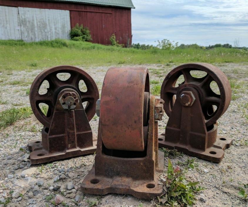 3 Vintage Bassick 892 Industrial Plate Casters 3