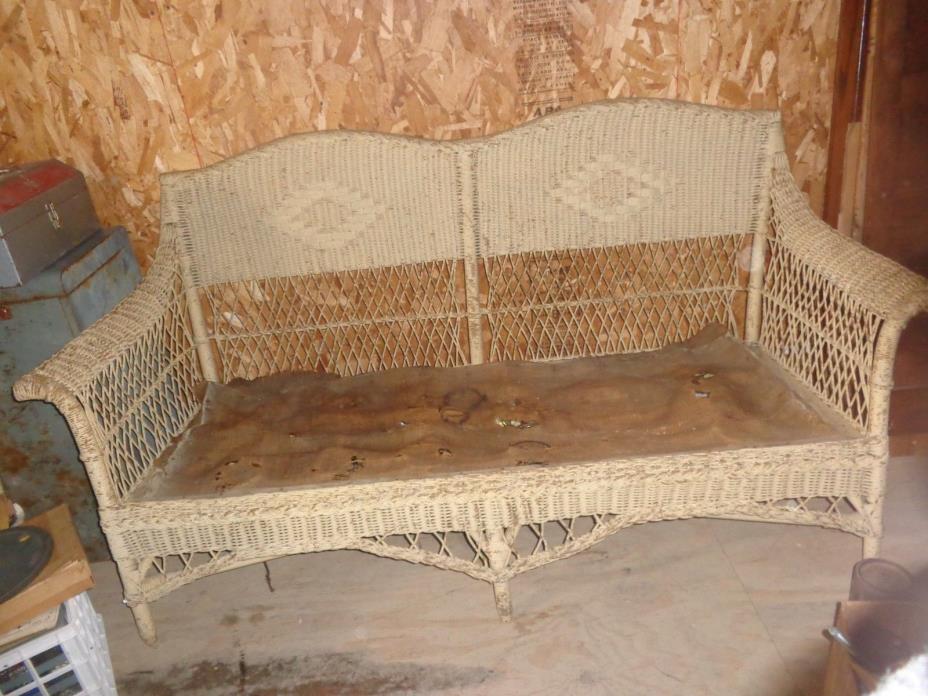 Antique Wicker Couch All Original Excellent Condition Upstate NY