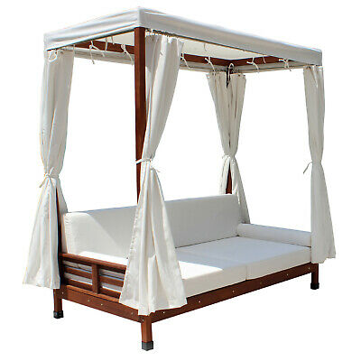 Leisure Season Daybed with Cushions