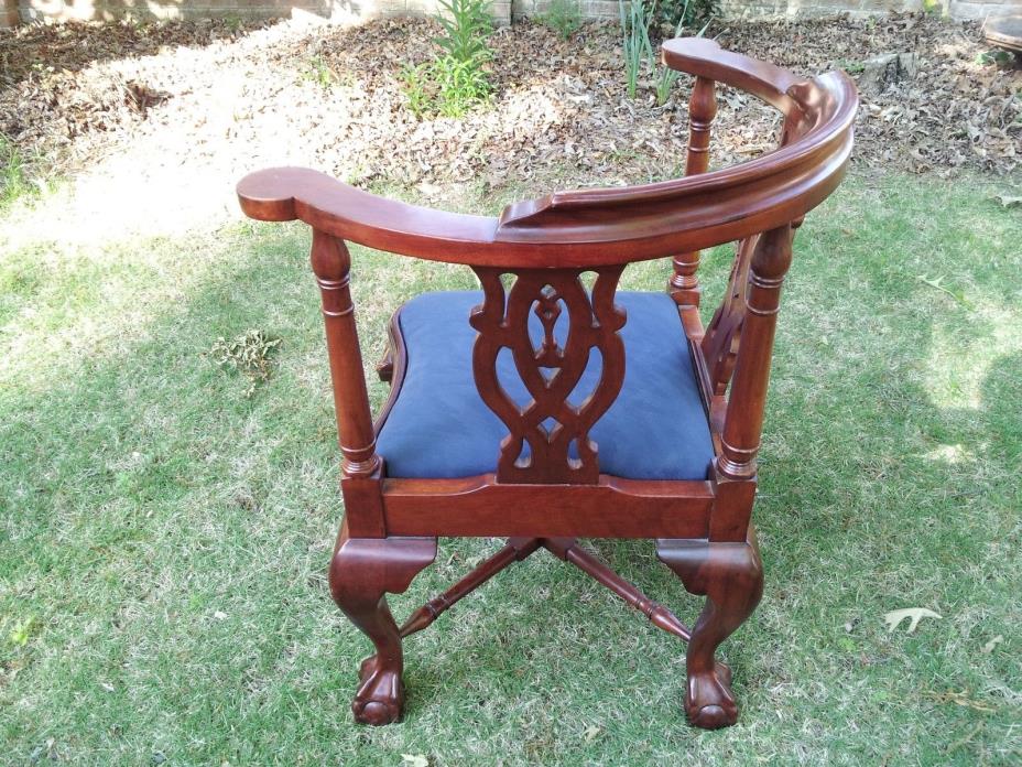Lovely Mahogany Chippendale Corner Chair