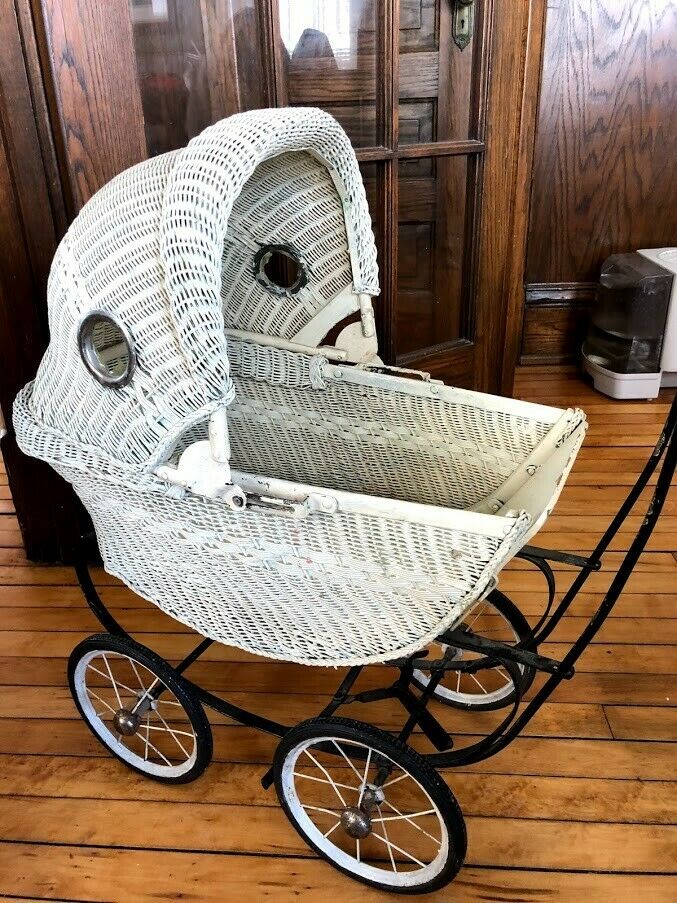 Vintage Antique Wicker Baby Doll Carriage Pram Stroller Collectible Local PU