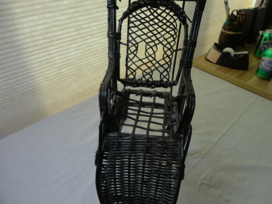 Baby Doll Pram Buggy Wood Victorian Style 1900s Wicker Carriage ornate Stroller