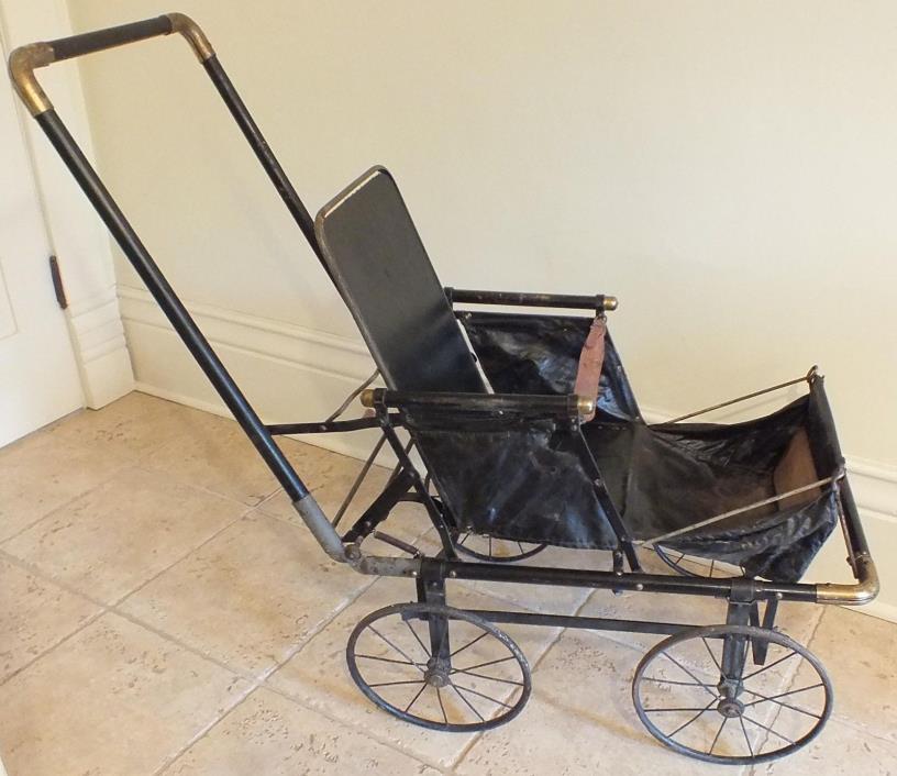 Antique Baby Doll Upright Carriage Pram Stroller Buggy Photographer's Prop