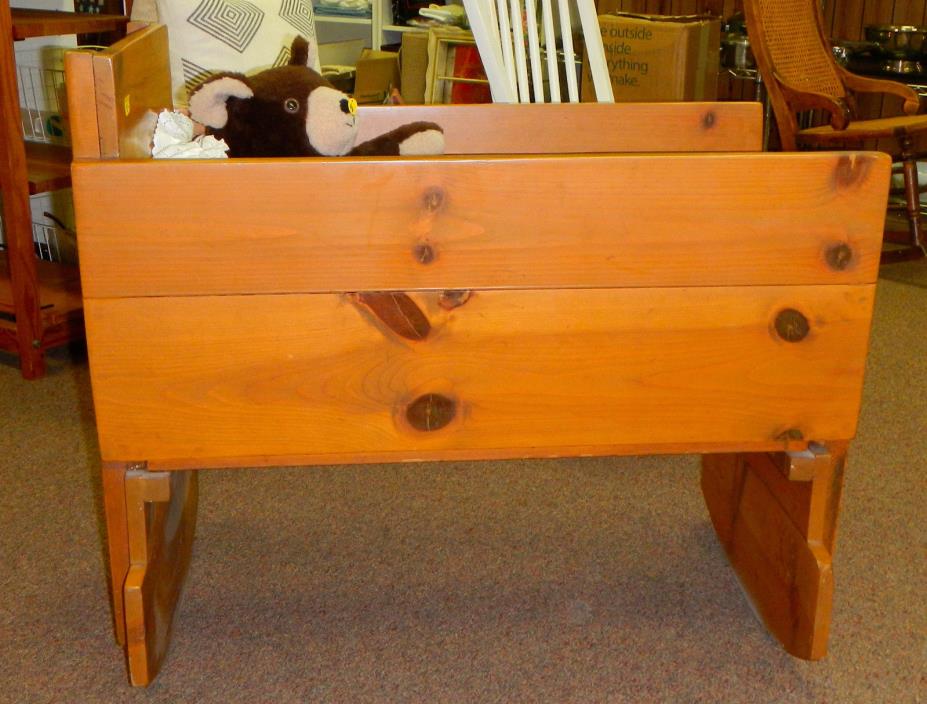 Cradle – Baby Cradle – Vintage Wood Rocking Cradle - Rustic Handcrafted Cradle