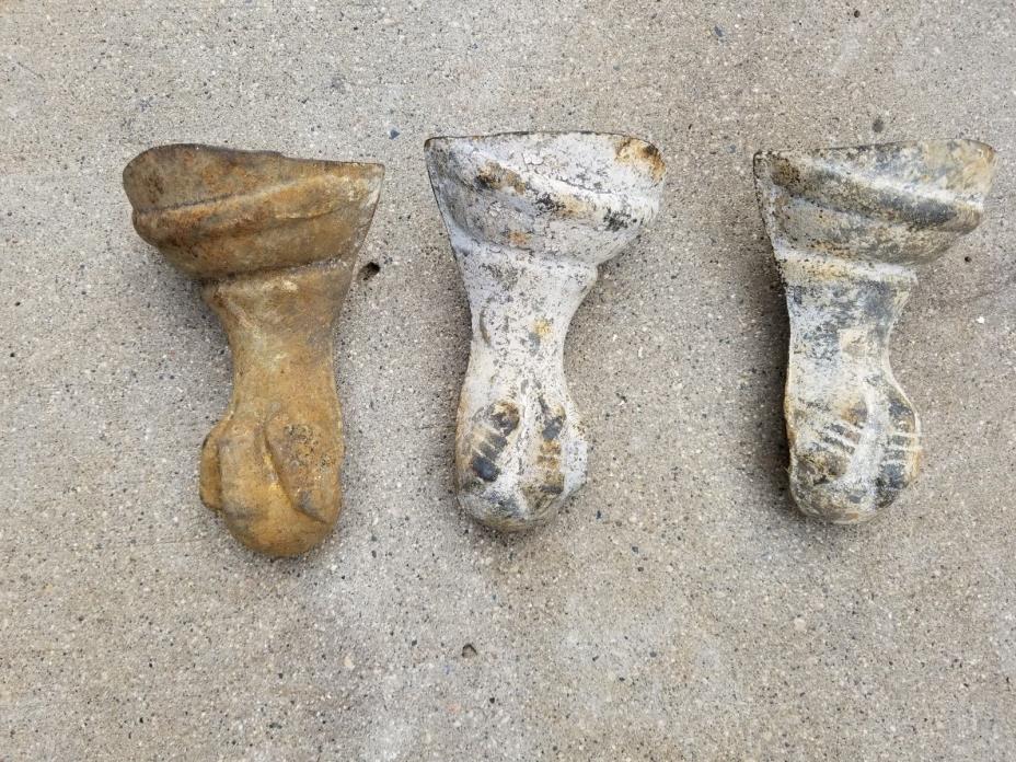 Vintage Set of 3 Cast Iron Claw Foot Bath Tub Feet