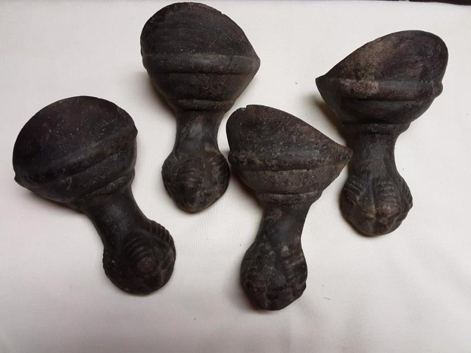 Set of 4 vintage cast iron eagle claw ball bath tub feet