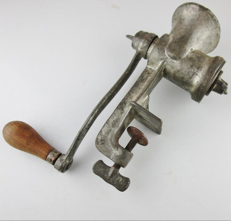 Vintage Polly Prim P10 Meat Grinder Chopper USA Table Mount Hand Crank