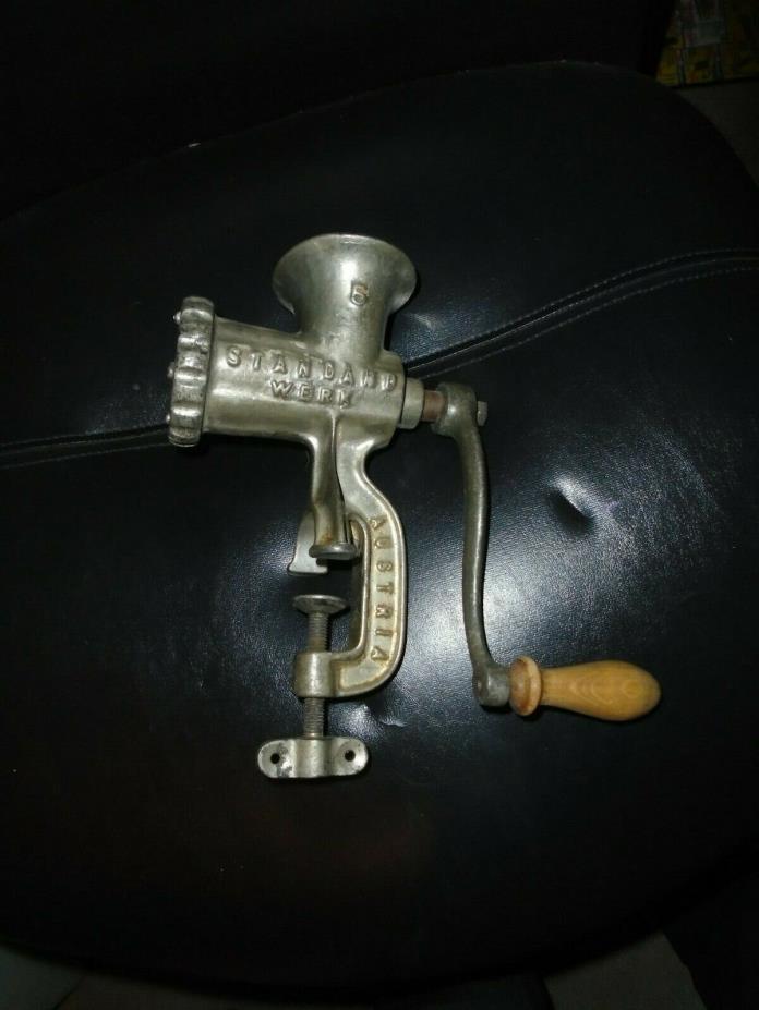 VINTAGE STANDARD WERK #5 MANUAL MEAT GRINDER MADE IN AUSTRIA