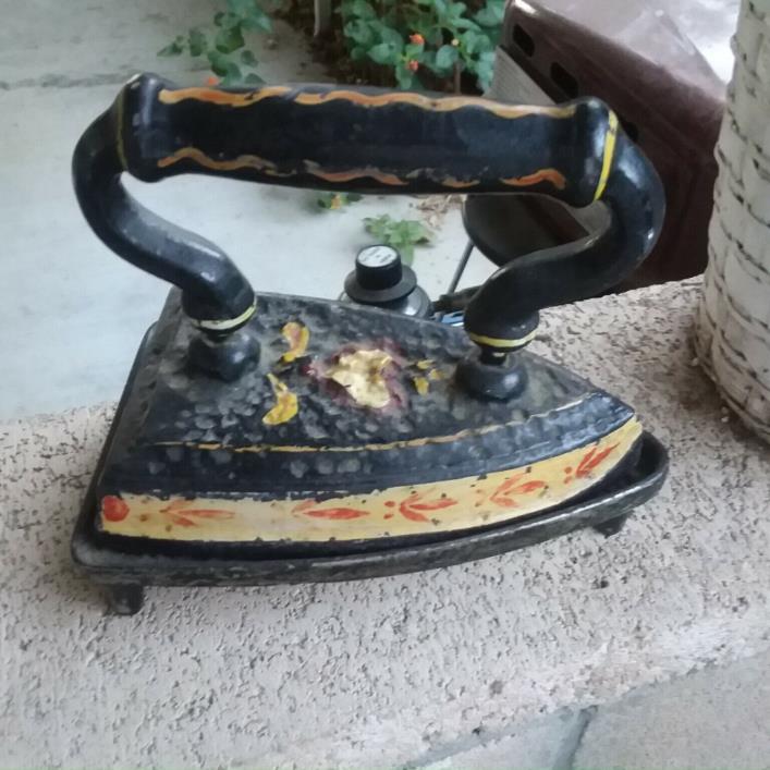 SO CUTE.......CIRCA 1910 - 1920 CAST IRON SAD IRON WITH COOLING STAND.....HAND P