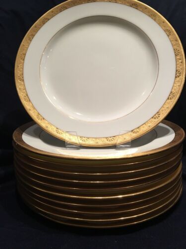 11 Minton for Tiffany & Co. Gold Encrusted 10.25