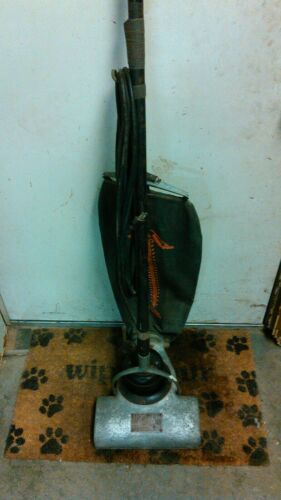 Antique 1917 Hoover Special Model N Electric Suction sweeper Vacuum Cleaner