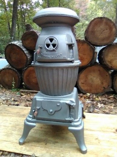 U. S. Army Cannon heater  wood  stove