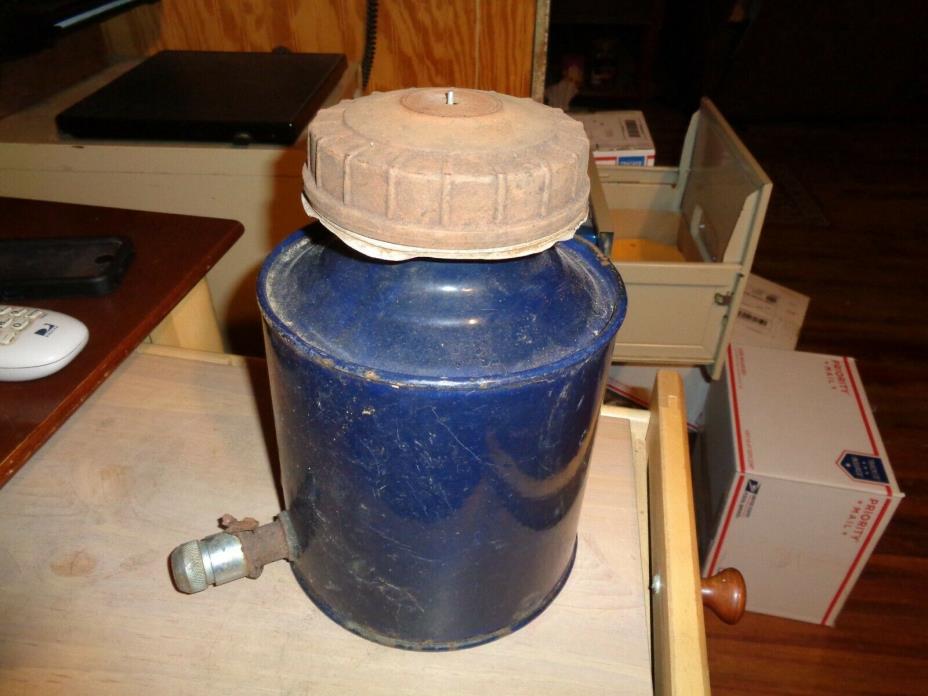 Vintage  Porcelain  Kerosene Oil Gas Can for Stove