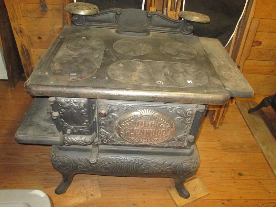 Glenwood Antique Wood Burning Cook Stove Ornate Weir Stove Co. Taunton, Mass.