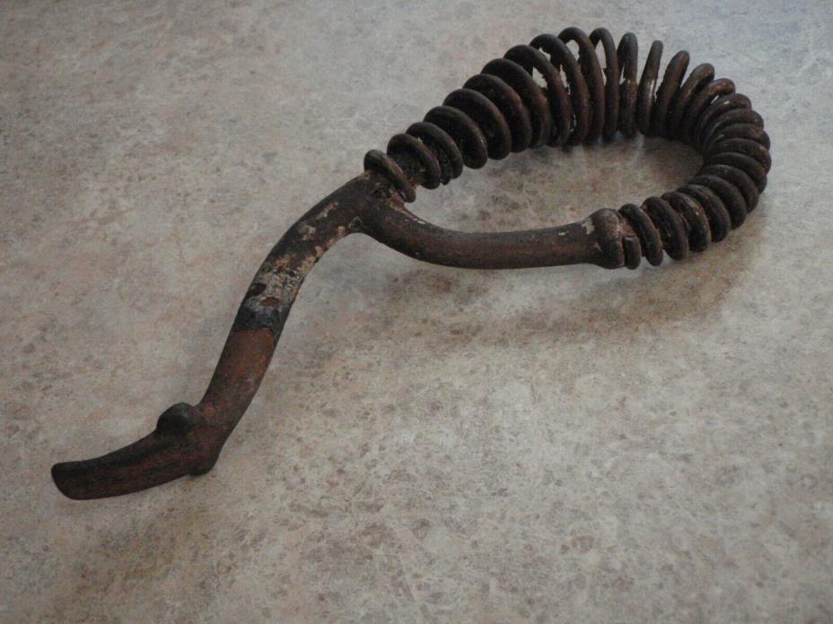 Antique Cast Iron Wood Stove Lid Lifter Spring Handle Coiled Stay Cool 7