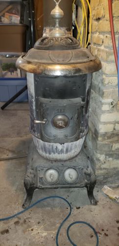 Antique Fuller 117 ornate oak parlor wood stove Warren co. Milwaukee