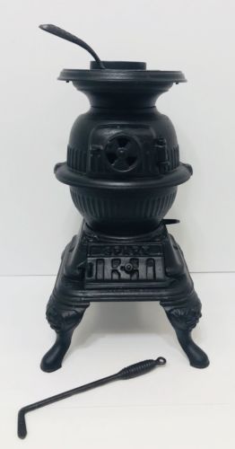 Antique SPARK Salesman's Sample Pot Belly Stove Grey Iron Casting Co. Mt Joy PA