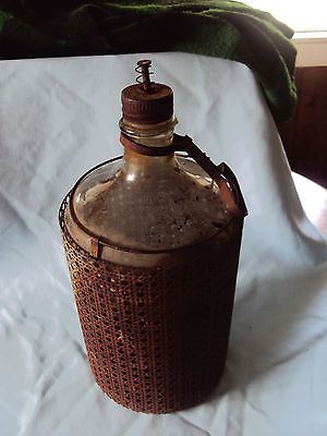 ANTIQUE KEROSENE STOVE HEATER JAR/BOTTLE,METAL HANDLE w/lid