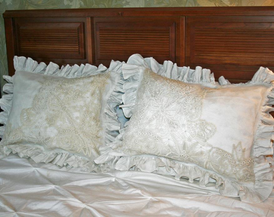 Elegant Pillow Shams Victorian c1890s Battenburg Lace, Buttons, Extra Large