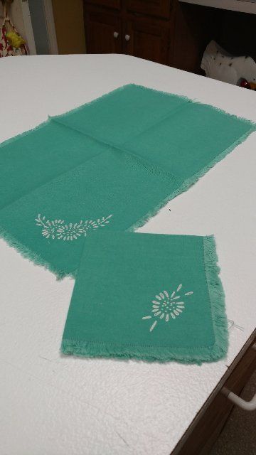 Vintage hand embroidered table linen - runner, 6 placemats, 6 napkins