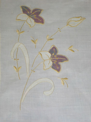 GORGEOUS Antique VTG 8 pc set Madeira Embroidery Napkins~Placemats~TULIPS