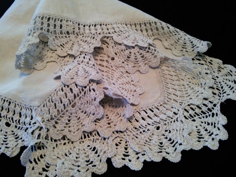 Beautiful Antique Linen Hand Made Lace Table Saver Runner Cloth