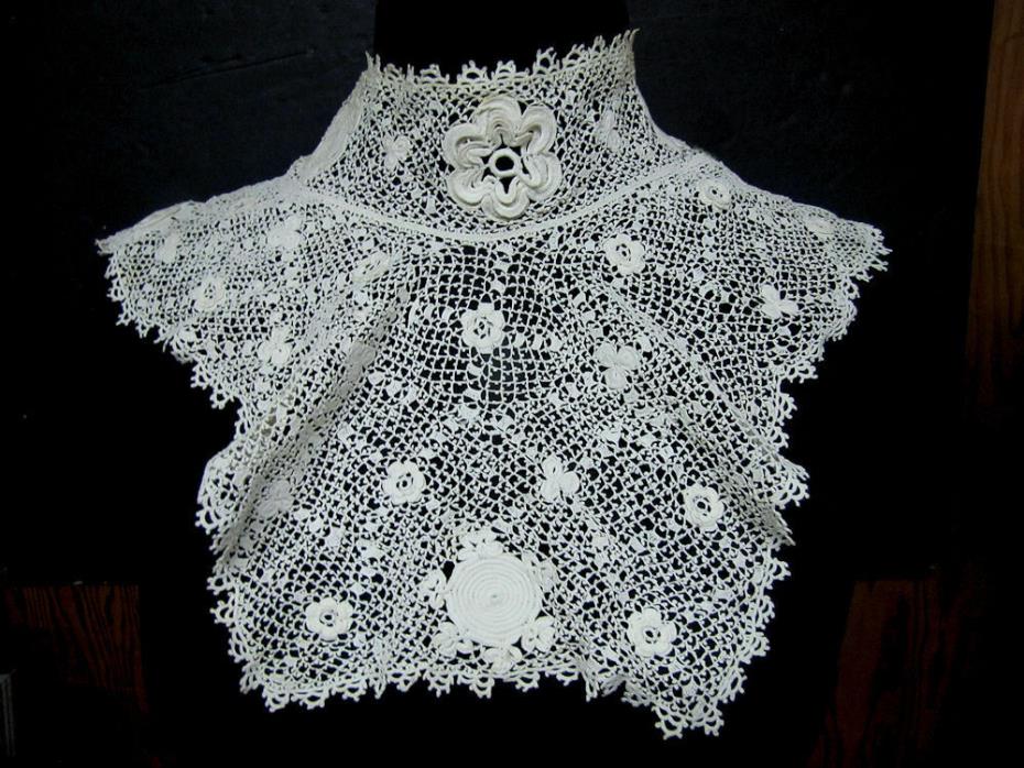 Collar Handmade Irish Lace High Neck Victorian Style Raised Petal Flowers