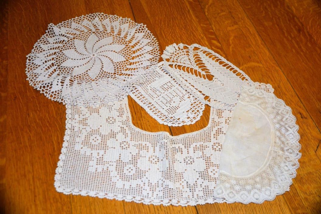 Vintage lot of Doilies, lace trim items