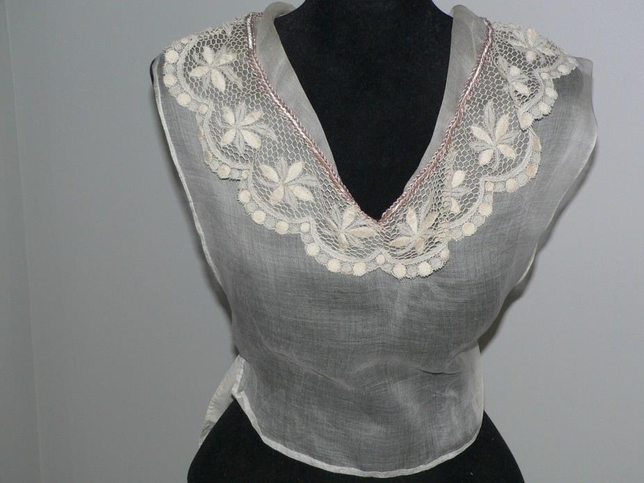Beautiful Antique Victorian Edwardian Lace Dickie Collar